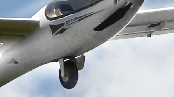 Retract undercarriage Lentus (Kit w. Ø70mm wheel) | HITEC EUROPE ...